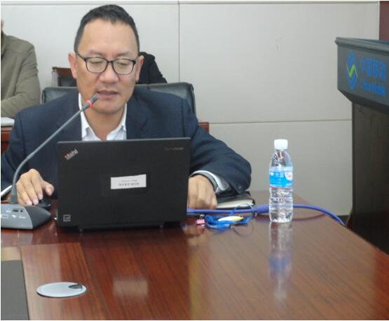 保山移动综合部副总杨涛在培训中宣贯省移动对车辆治理的有关要求事项。